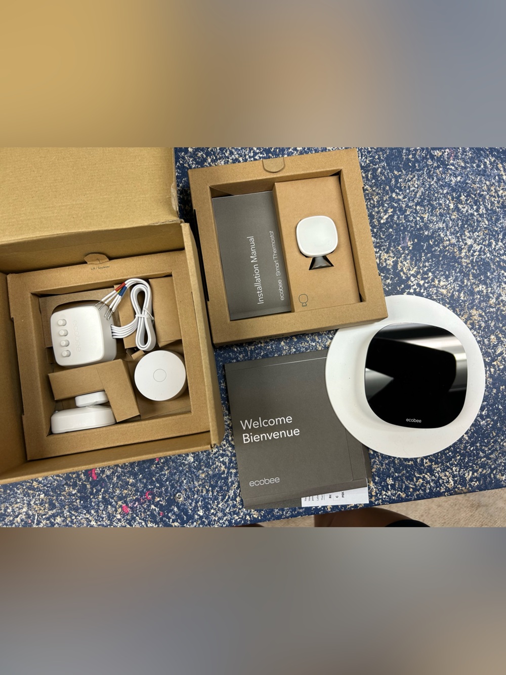 ecobee White Smart Thermostat with Accessories